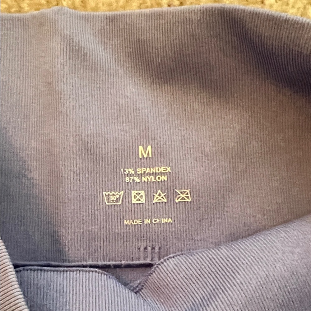 NVGTN Leggings Trio in Blue, Gray, and Light Purple - Picture 6 of 8